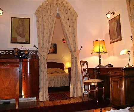 Couette-café Red By Columbus 4*