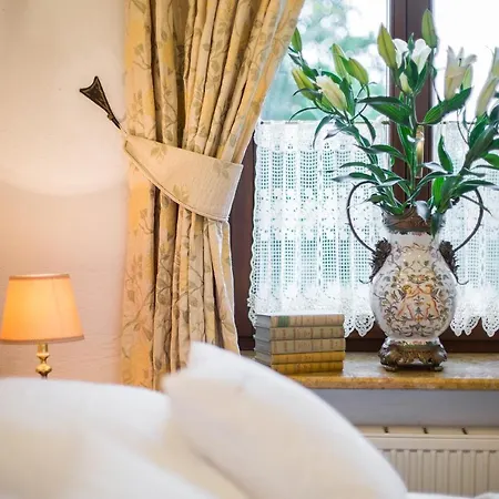 Red By Columbus Bed & Breakfast Ustka