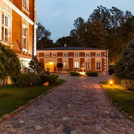 Red By Columbus Bed & Breakfast Ustka