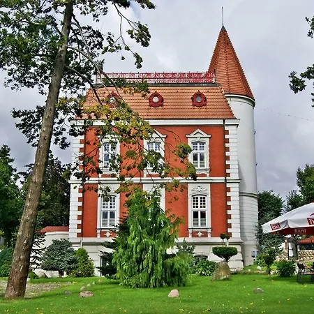Oda ve Kahvaltı Red By Columbus