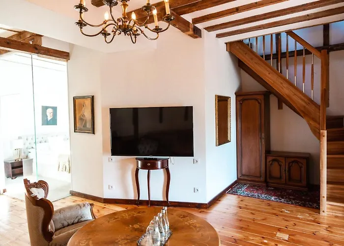 ベッド・アンド・ブレックファスト Red By Columbus 4*