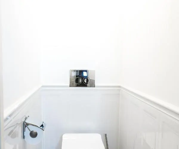 Red Frühstückspension 4*