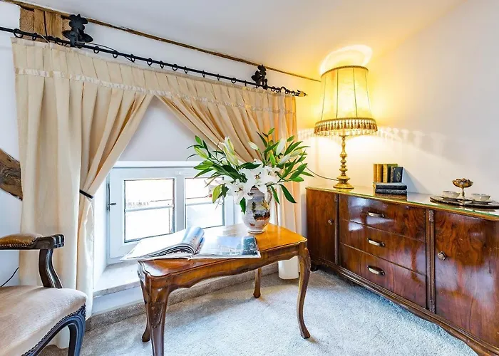 Frühstückspension Red 4*